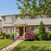 $975,000 | 366 Arden Avenue | Huguenot