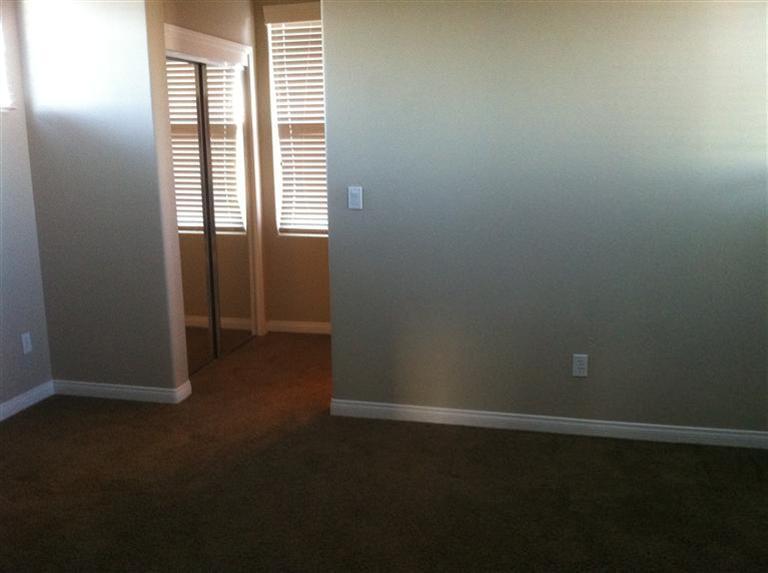 14207 Raphael Avenue Bakersfield, CA 93306 - Photo 6 of 19 Gallery Image 6