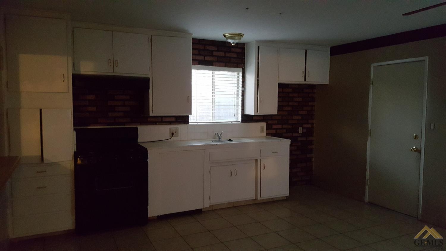 2901 Akers Road Bakersfield, CA 93309 - Photo 2 of 9