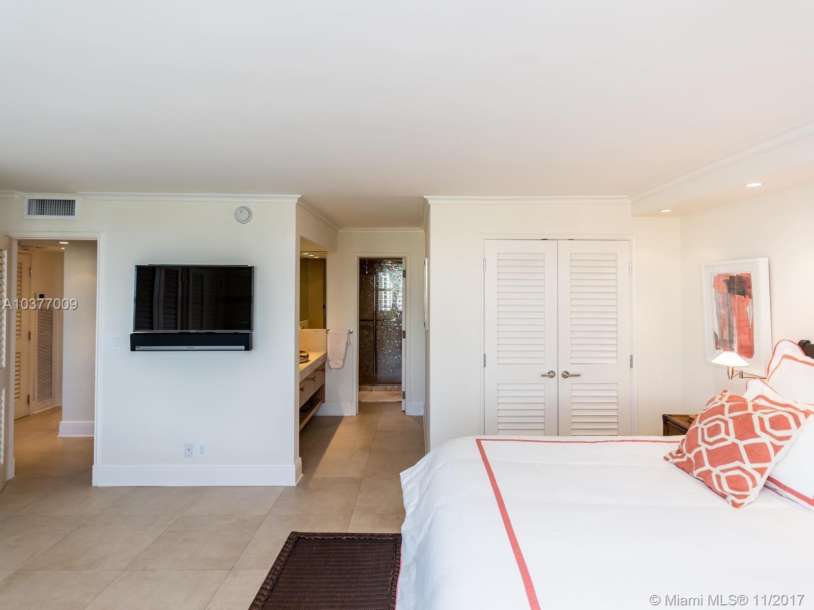 607 Ocean Drive, Unit 9K Key Biscayne, FL 33149 - Photo 48 of 78