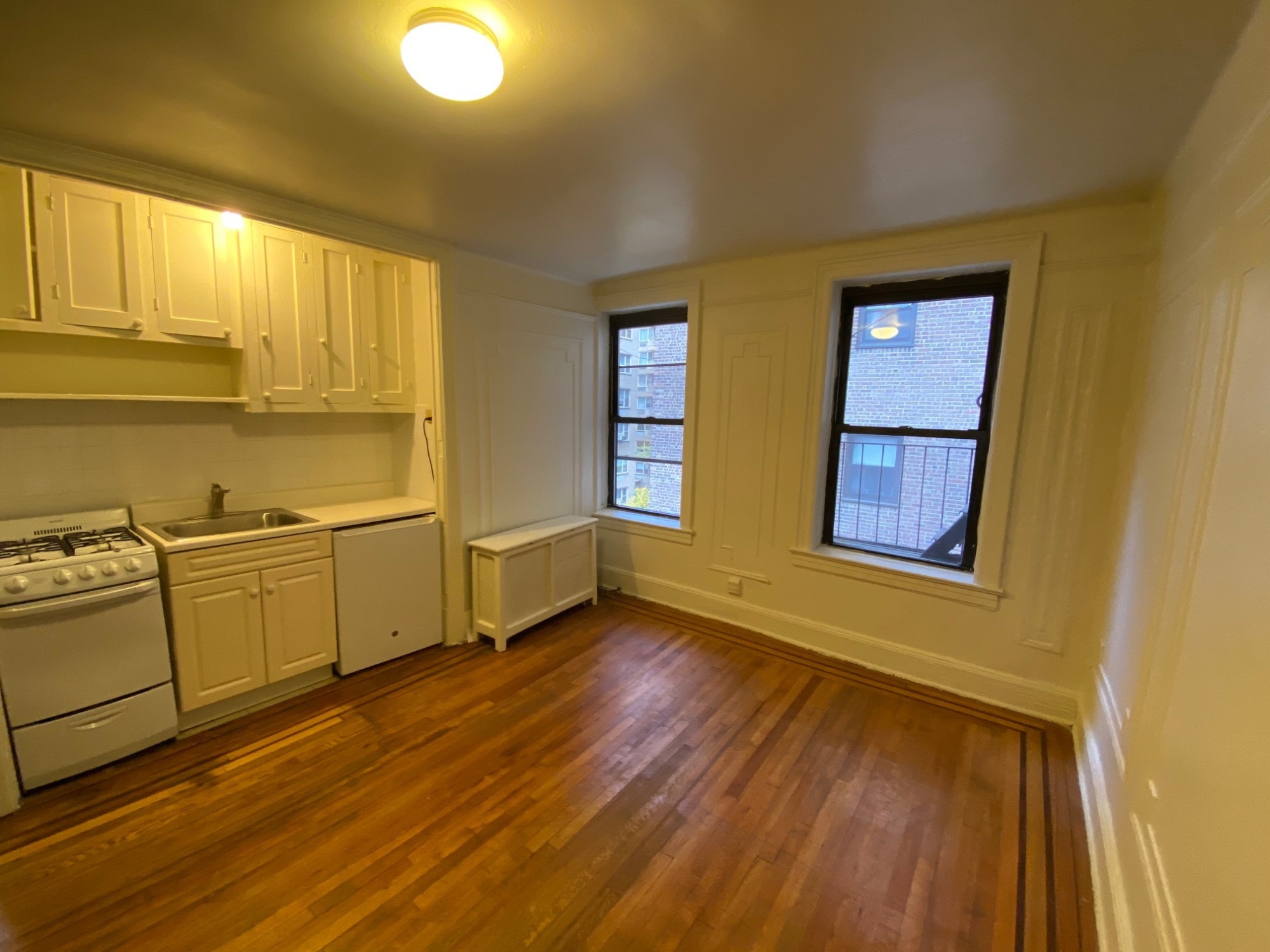 398 East 52nd Street, Unit 4A Manhattan, NY 10022 - Photo 3 of 6