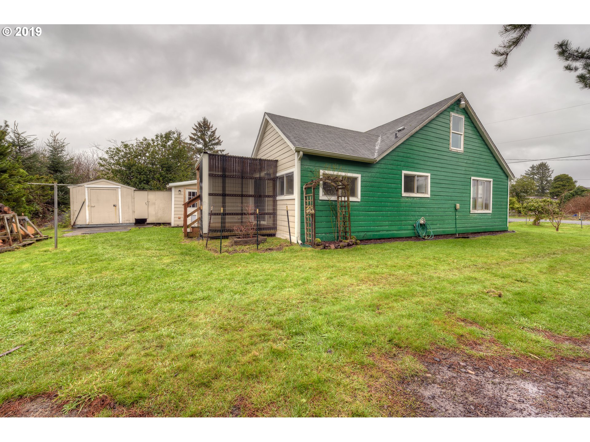 92472 G Road Astoria, OR 97103 - Photo 2 of 22 Gallery Image 2