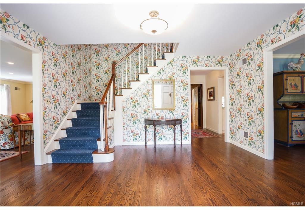 290 Evandale Road Scarsdale, NY 10583 - Photo 2 of 30
