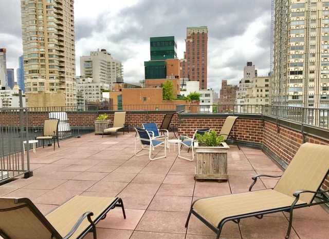 233 E 69th St, Manhattan, NY 10021 - Photo 6 of 10