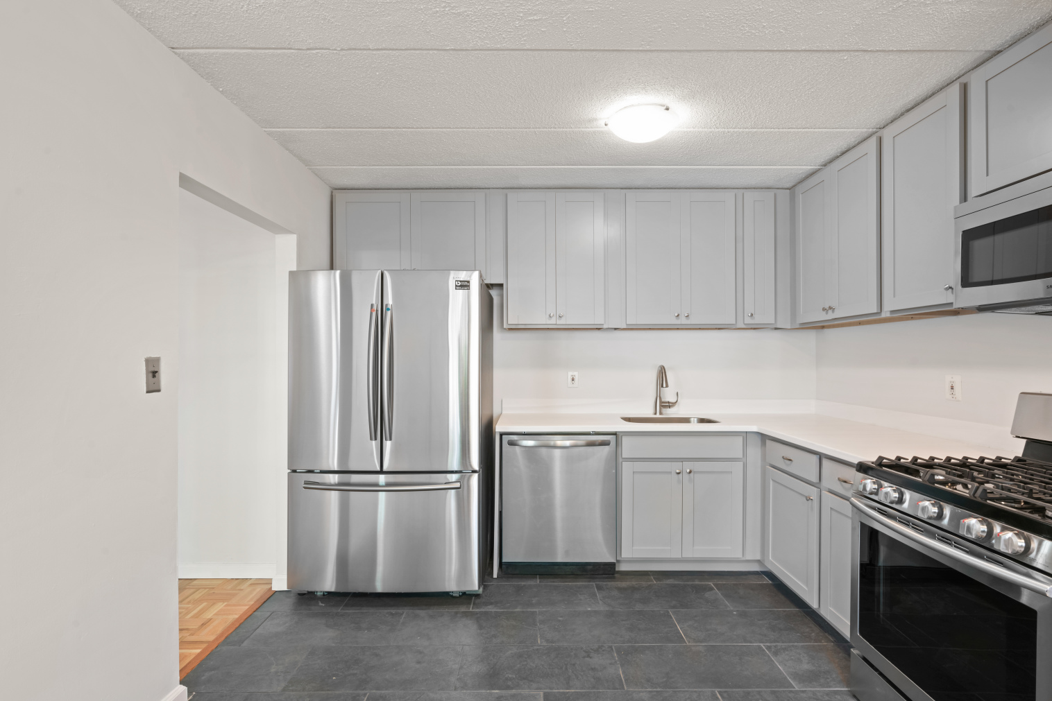 11 Gates Avenue, Unit 11B Brooklyn, NY 11238 - Photo 3 of 12