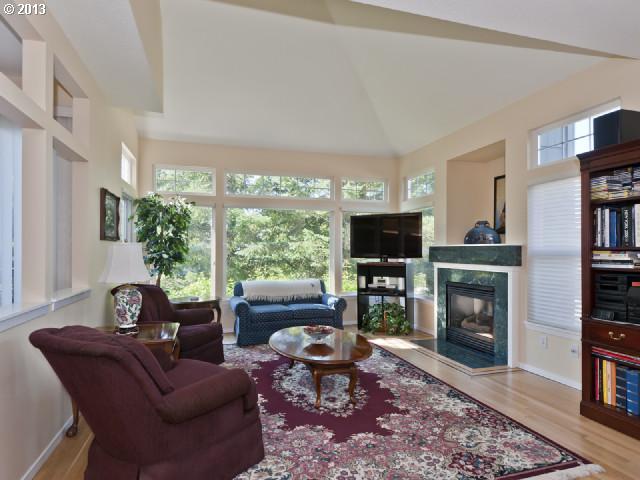 9820 Northwest Silver Ridge Loop Portland, OR 97229 - Photo 4 of 16 Gallery Image 4