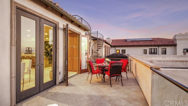 707 Esplanade, Unit B Redondo Beach, CA 90277 - Photo 18 of 39