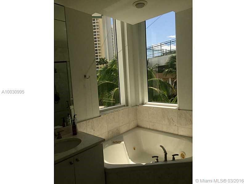 901 Brickell Key Boulevard, Unit 509 Miami, FL 33131 - Photo 7 of 29