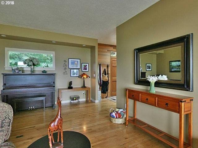 12605 Northwest Creston Road Portland, OR 97231 - Photo 8 of 24