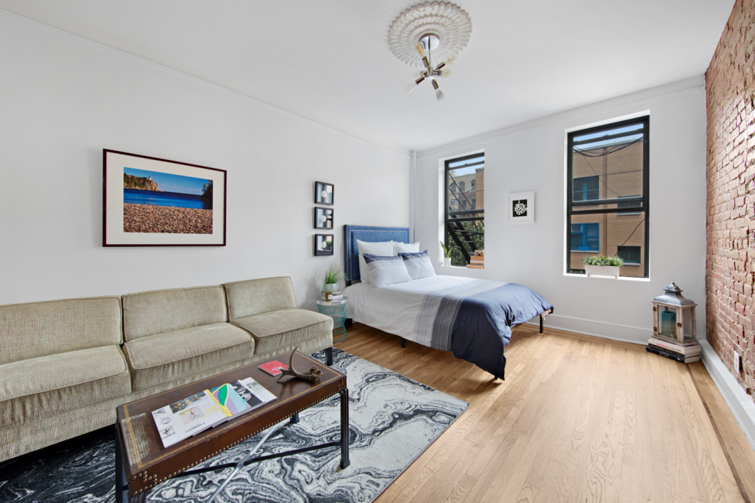 344 West 17th Street, Unit 5B Manhattan, NY 10011 - Photo 2 of 6