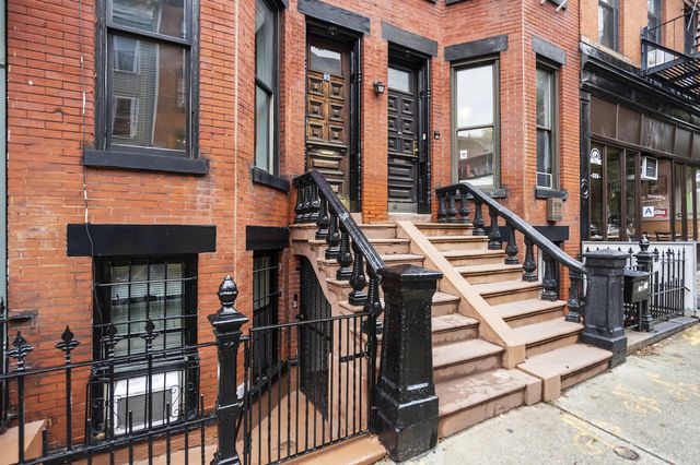 $3,050,000 | 45 Hicks Street | Brooklyn Heights
