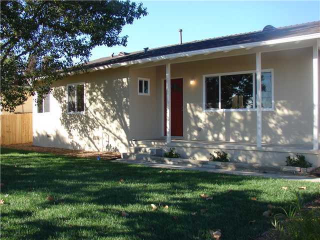306 East View Street Fallbrook, CA 92028 - Photo 13 of 16