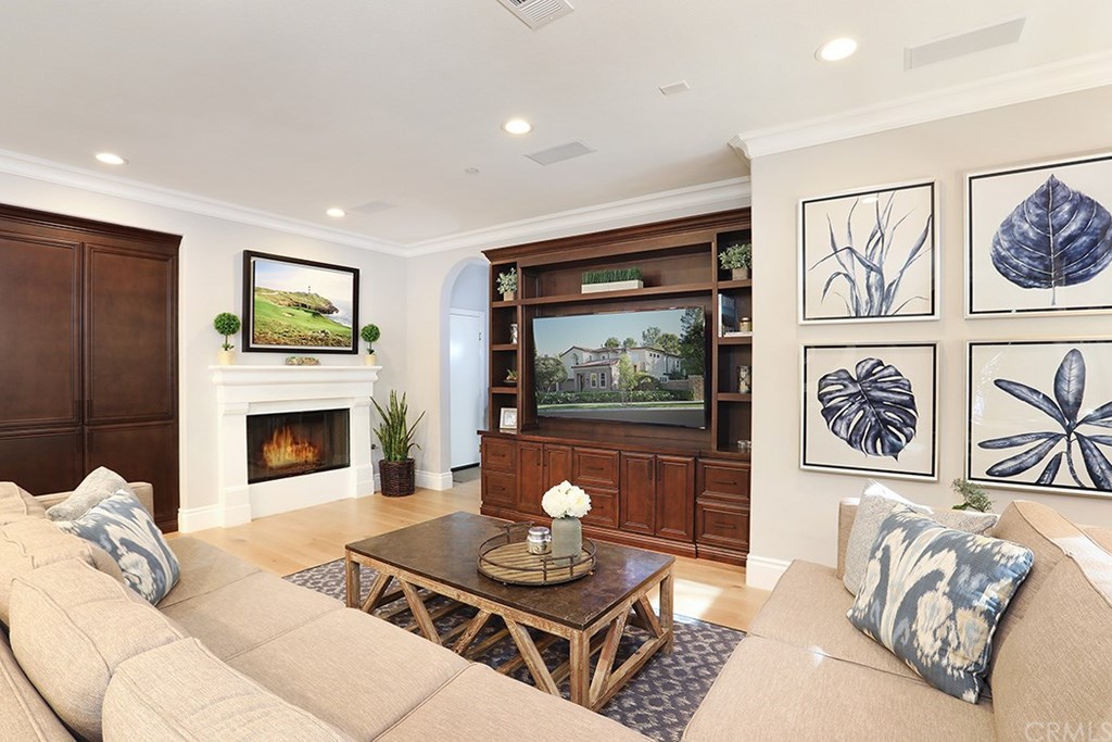 62 Valley Terrace Irvine, CA 92603 - Photo 15 of 29