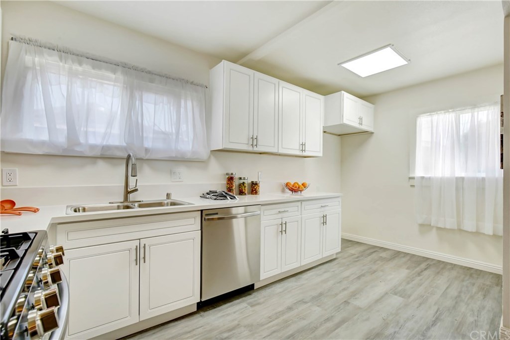 4490 Highland Place Riverside, CA 92506 - Photo 7 of 14