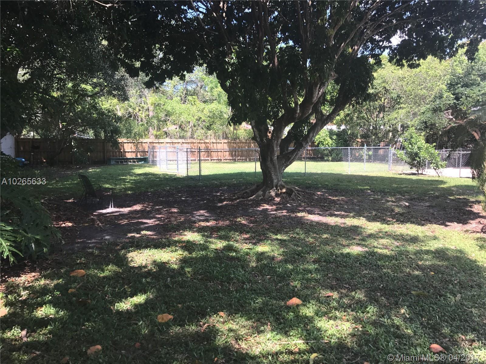 5900 Rolling Rd Drive Pinecrest, FL 33156 - Photo 12 of 12