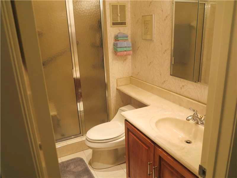 Doral Park Doral, FL 33178 - Photo 3 of 35