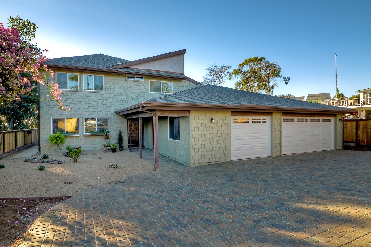 1695 Laurel Road Oceanside, CA 92054 - Photo 1 of 25 Welcome to 1695 Laurel Rd.