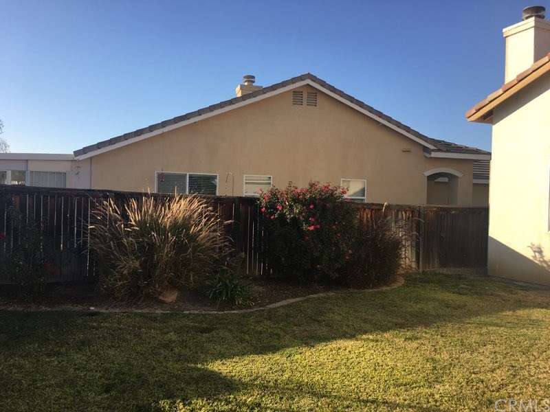 33021 Eagle Point Drive Yucaipa, CA 92399 - Photo 4 of 16