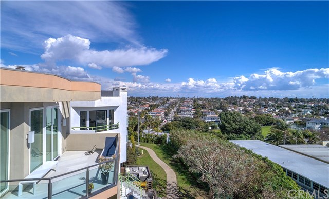 461 26th Street Manhattan Beach, CA 90266 - Photo 3 of 14