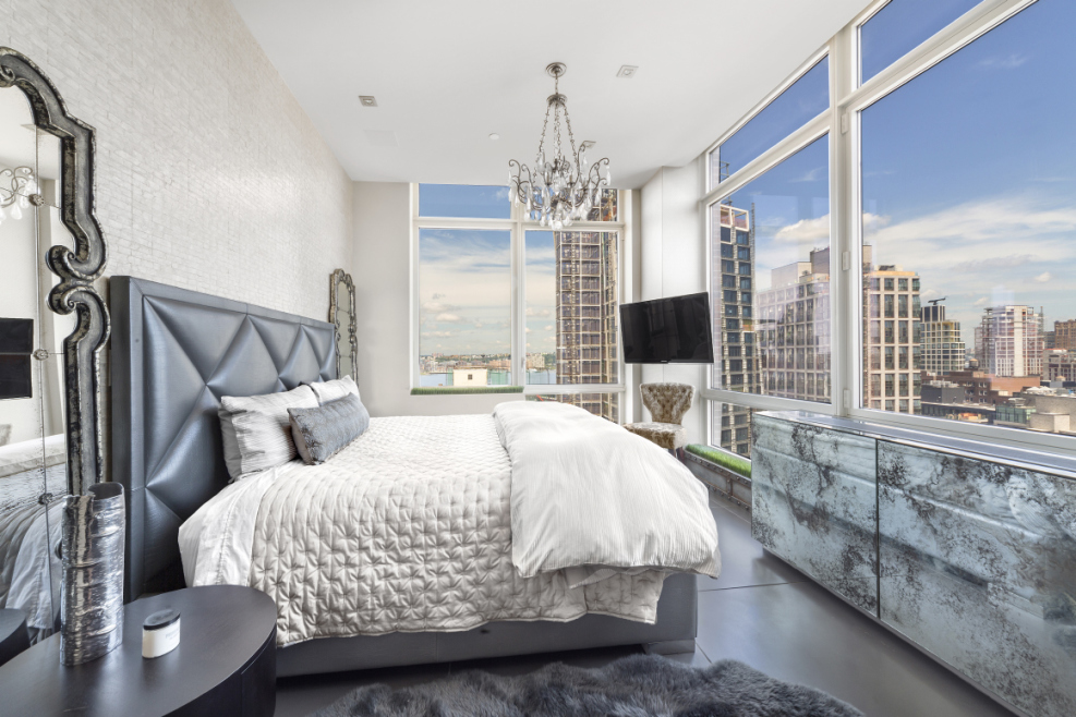 450 West 17th Street, Unit 2009 Manhattan, NY 10011 - Photo 1 of 8