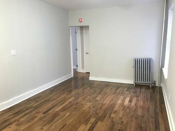 330 East 22nd Street, Unit 4D Brooklyn, NY 11226 - Photo 2 of 4