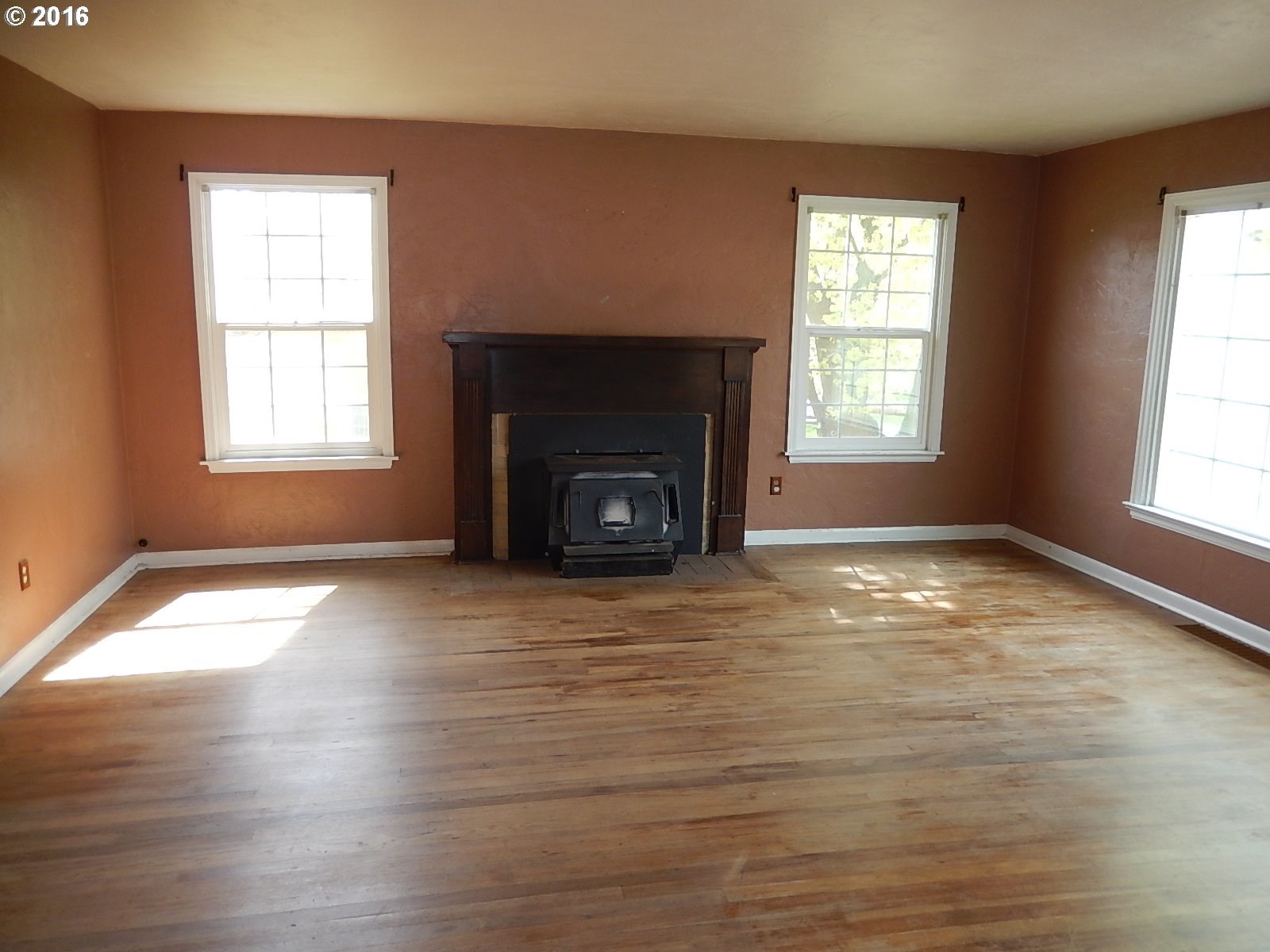 712 Northwest 8th Street Pendleton, OR 97801 - Photo 9 of 30