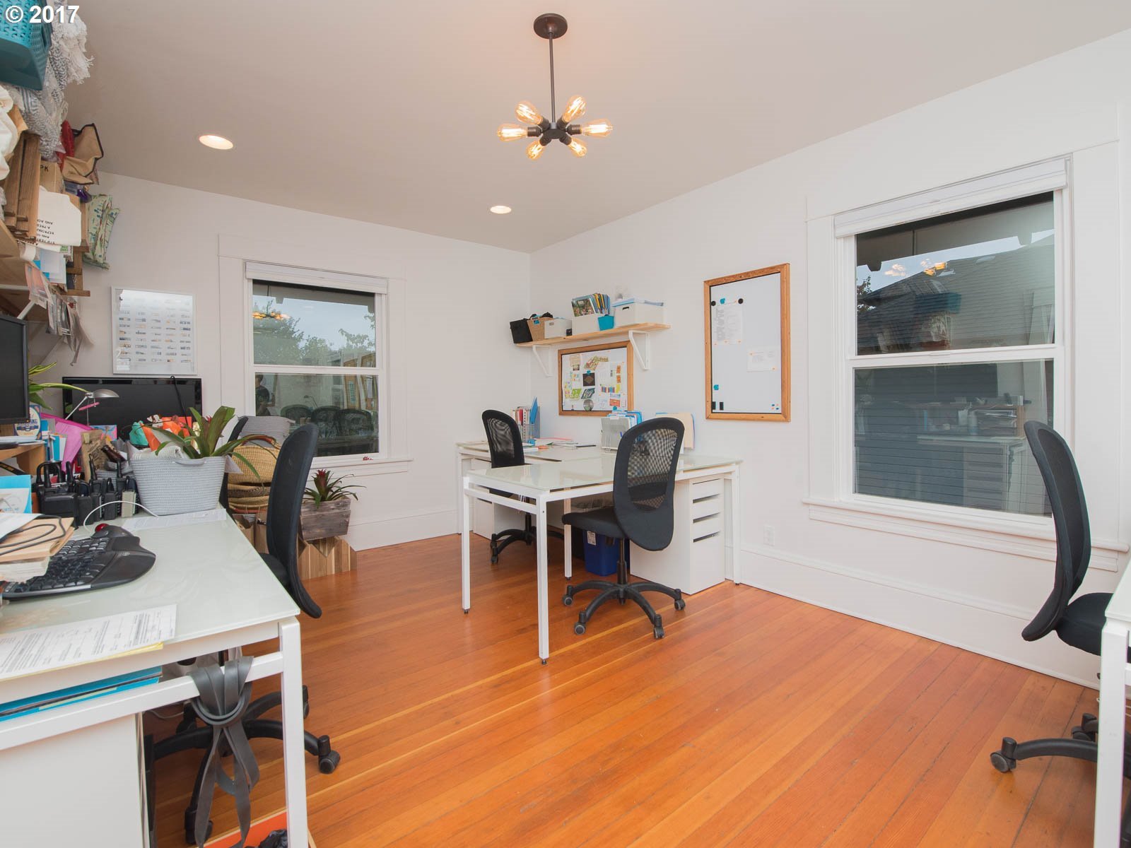 2923 Northeast Broadway Street Portland, OR 97232 - Photo 19 of 31