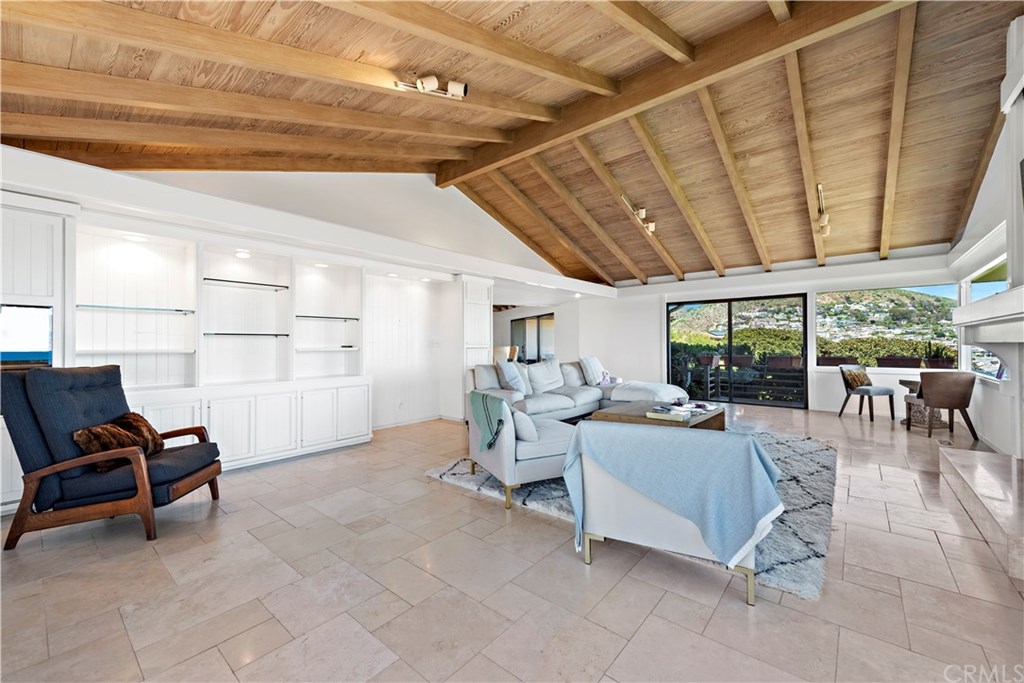 191 Emerald Bay Laguna Beach, CA 92651 - Photo 15 of 36