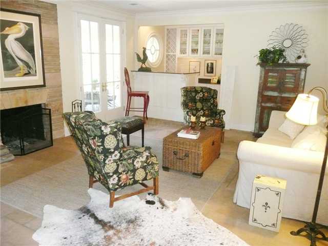 77 Waring Road Memphis, TN 38117 - Photo 16 of 25 Access to your terrace from your light and airy den.
