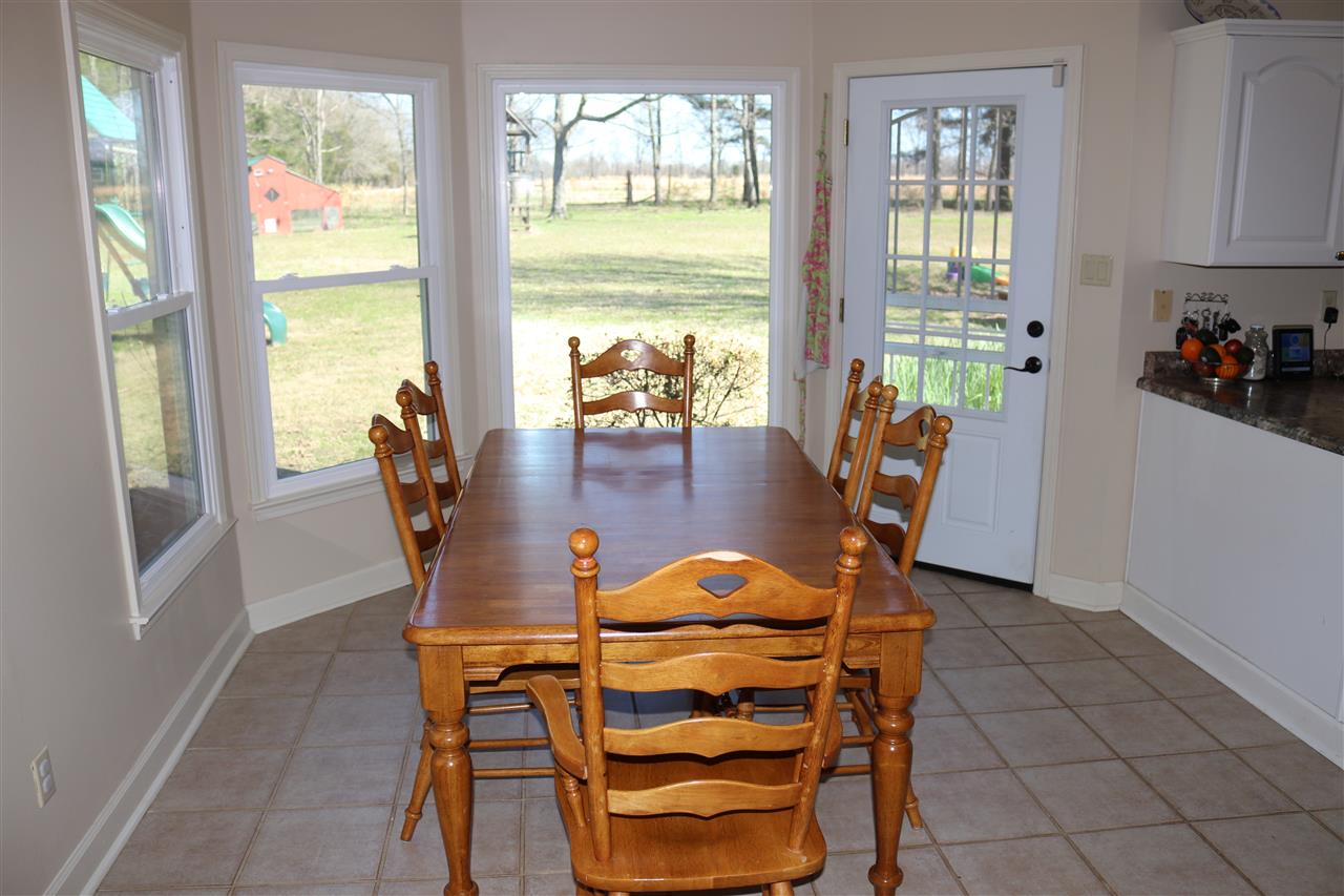 4045 Warren Road Oakland, TN 38060 - Photo 10 of 19 Gallery Image 10