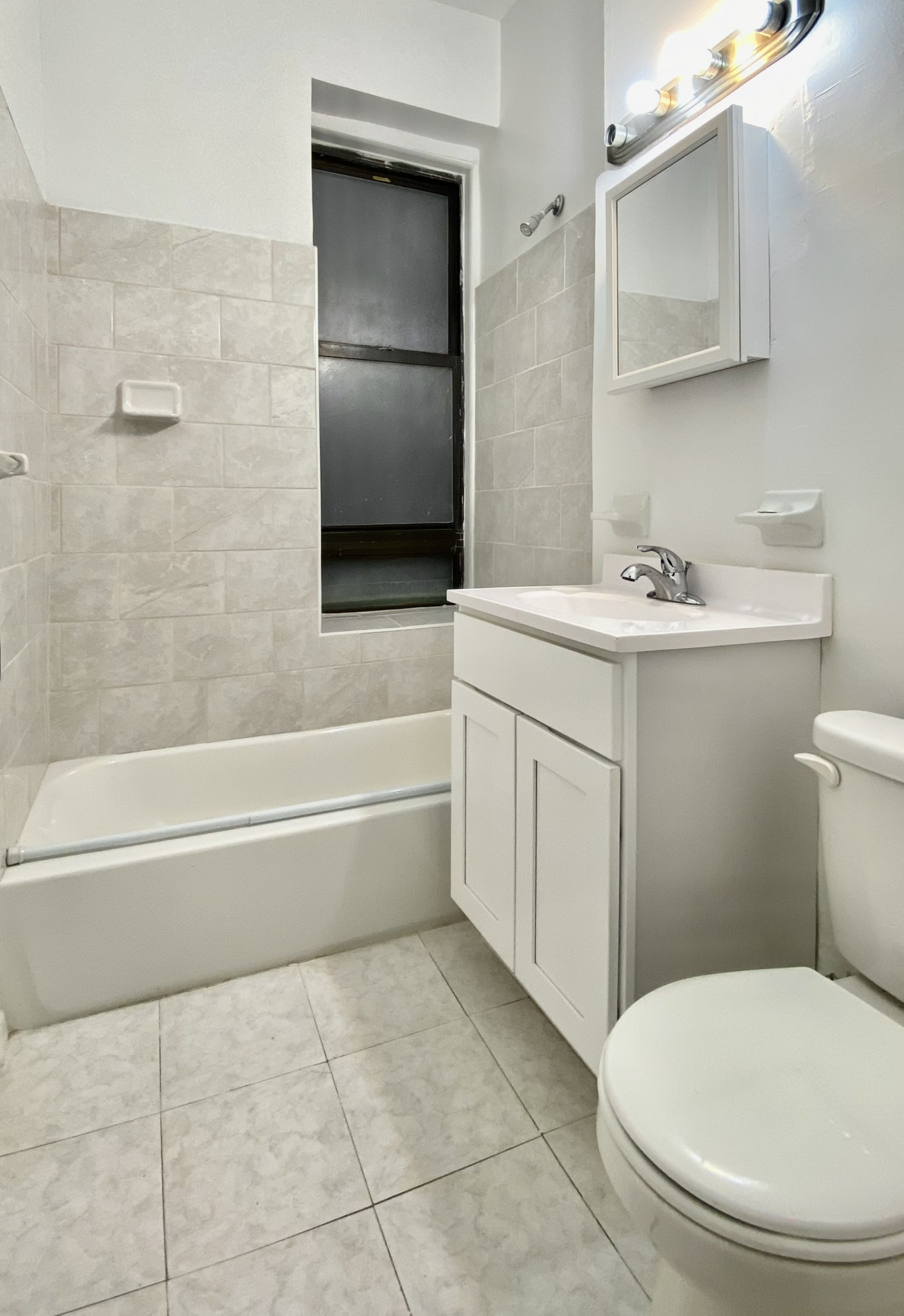 485 Central Park West, Unit 3G Manhattan, NY 10025 - Photo 4 of 5
