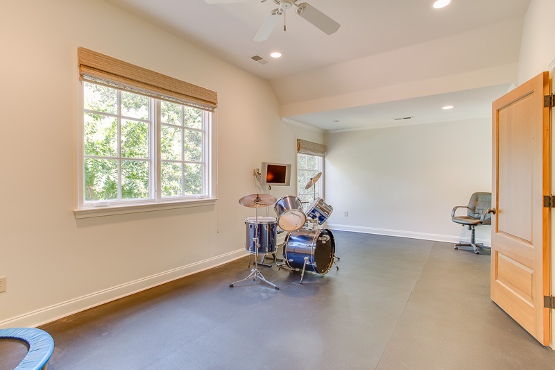 2700 Johnson Road Germantown, TN 38139 - Photo 21 of 25 Gallery Image 21