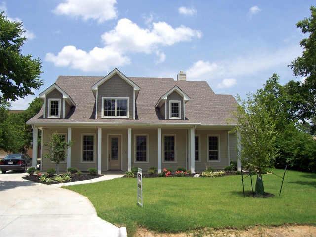 305 Main Street Roanoke, TX 76262 - Photo 1 of 1