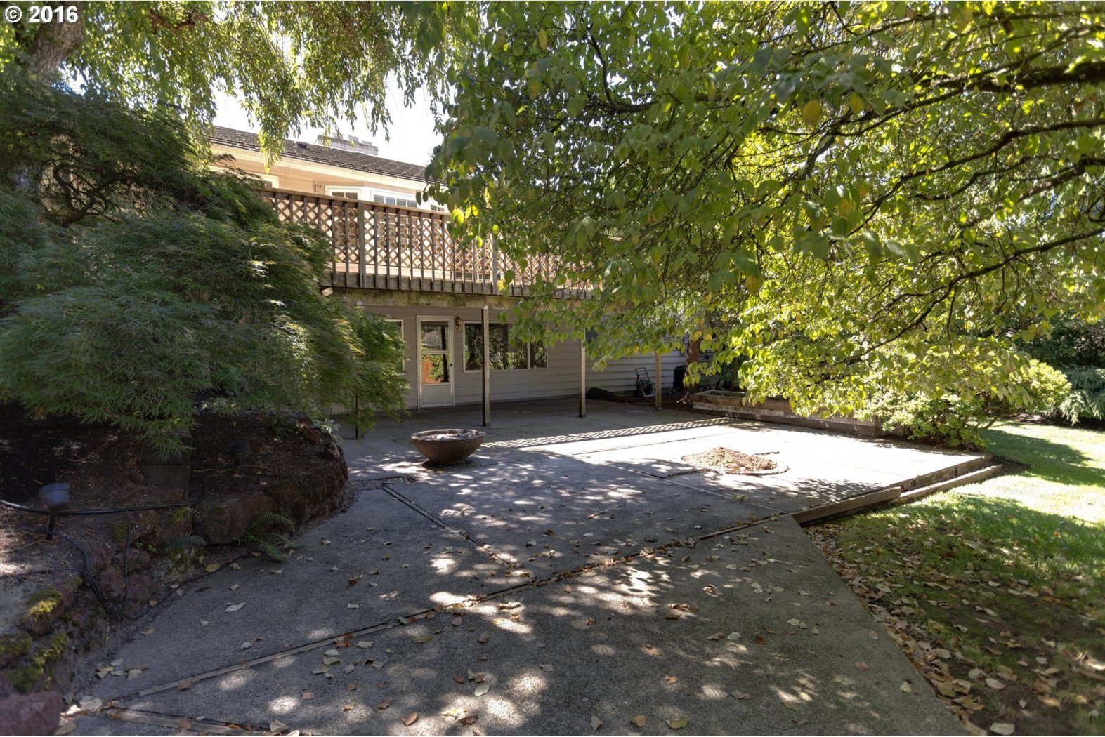 6711 Southwest Bancroft Way Portland, OR 97225 - Photo 25 of 28 Gallery Image 25