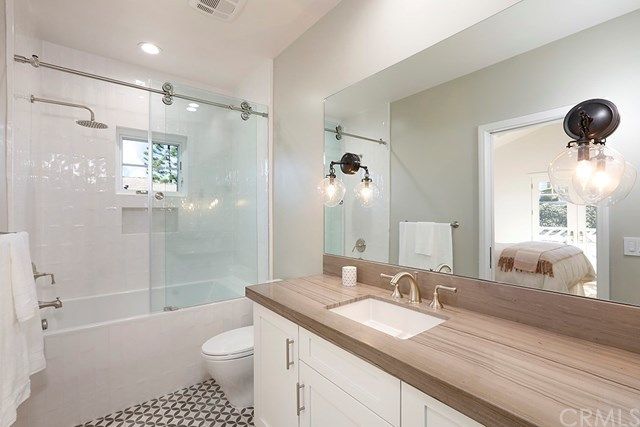 $3,550,000 | 2320 Port Aberdeen Place, Newport Beach, CA 92660