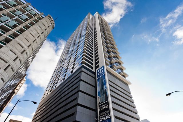 235 W Van Buren St, Chicago, IL 60607 - Photo 3 of 17