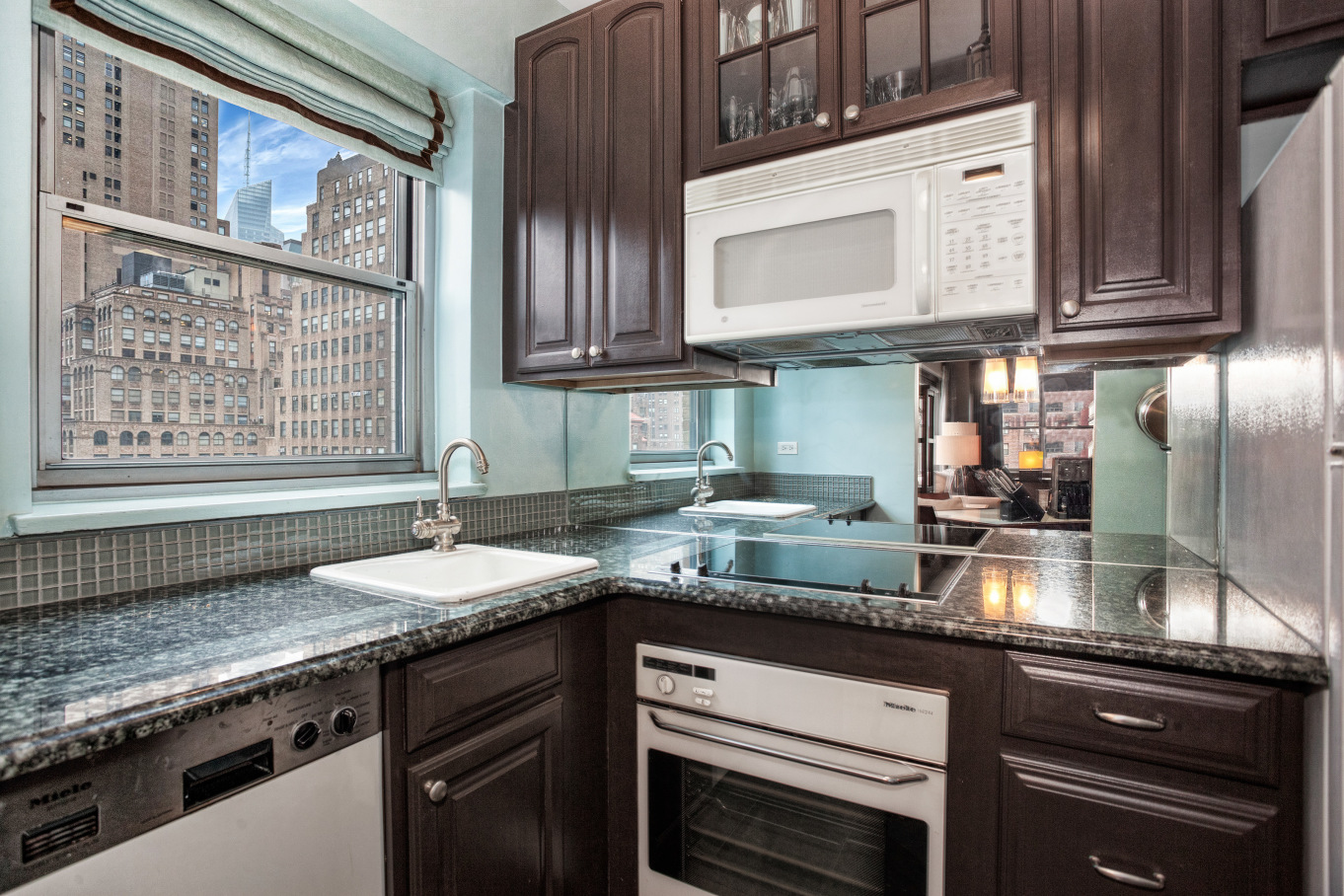80 Park Avenue, Unit 17B Manhattan, NY 10016 - Photo 4 of 10