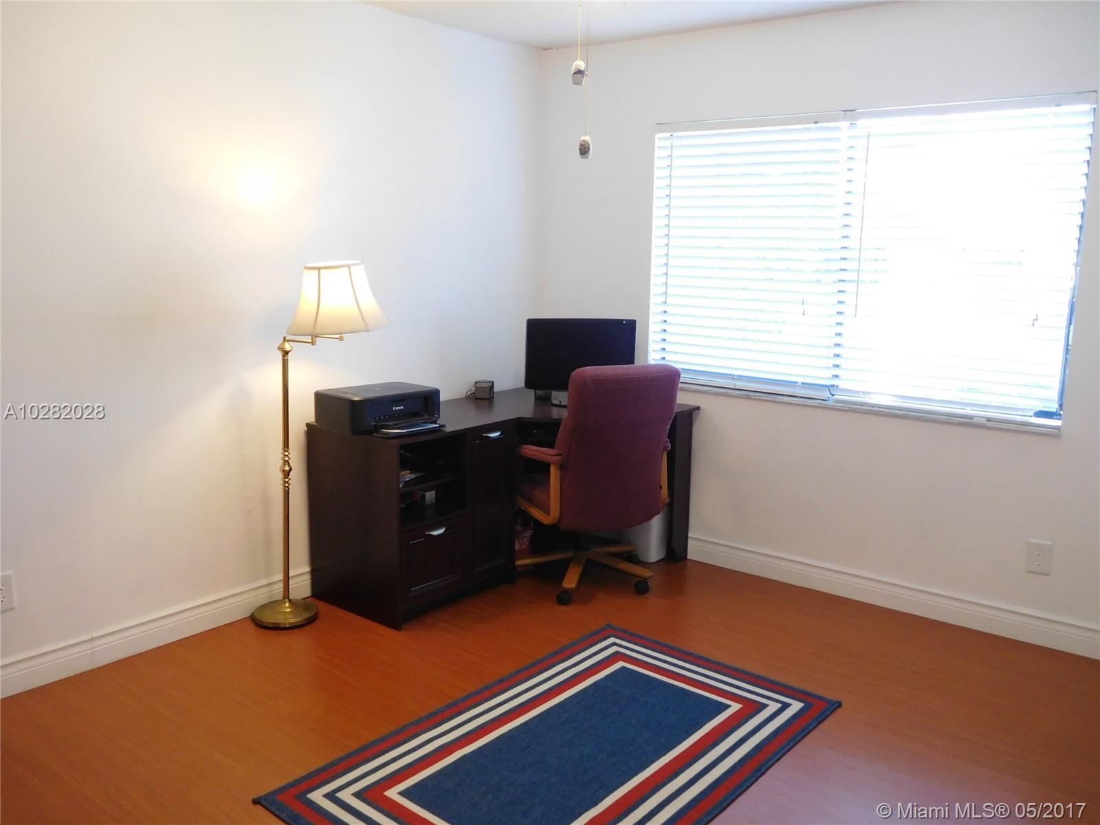 12118 Old Country Road South Wellington, FL 33414 - Photo 19 of 29