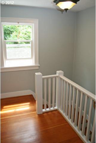 1024 Southeast Rex Street Portland, OR 97202 - Photo 10 of 16 Gallery Image 10
