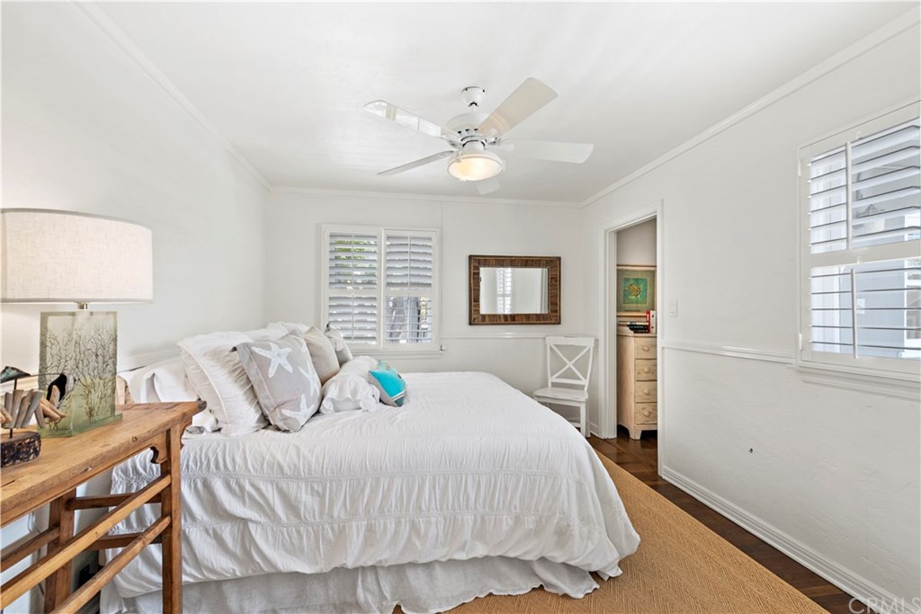 435 Agate Street Laguna Beach, CA 92651 - Photo 12 of 29 Bedroom (3) with bath