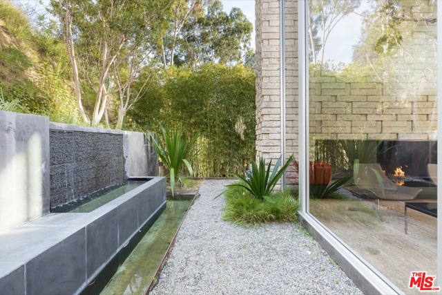 1514 Rising Glen Road Los Angeles, CA 90069 - Photo 16 of 20