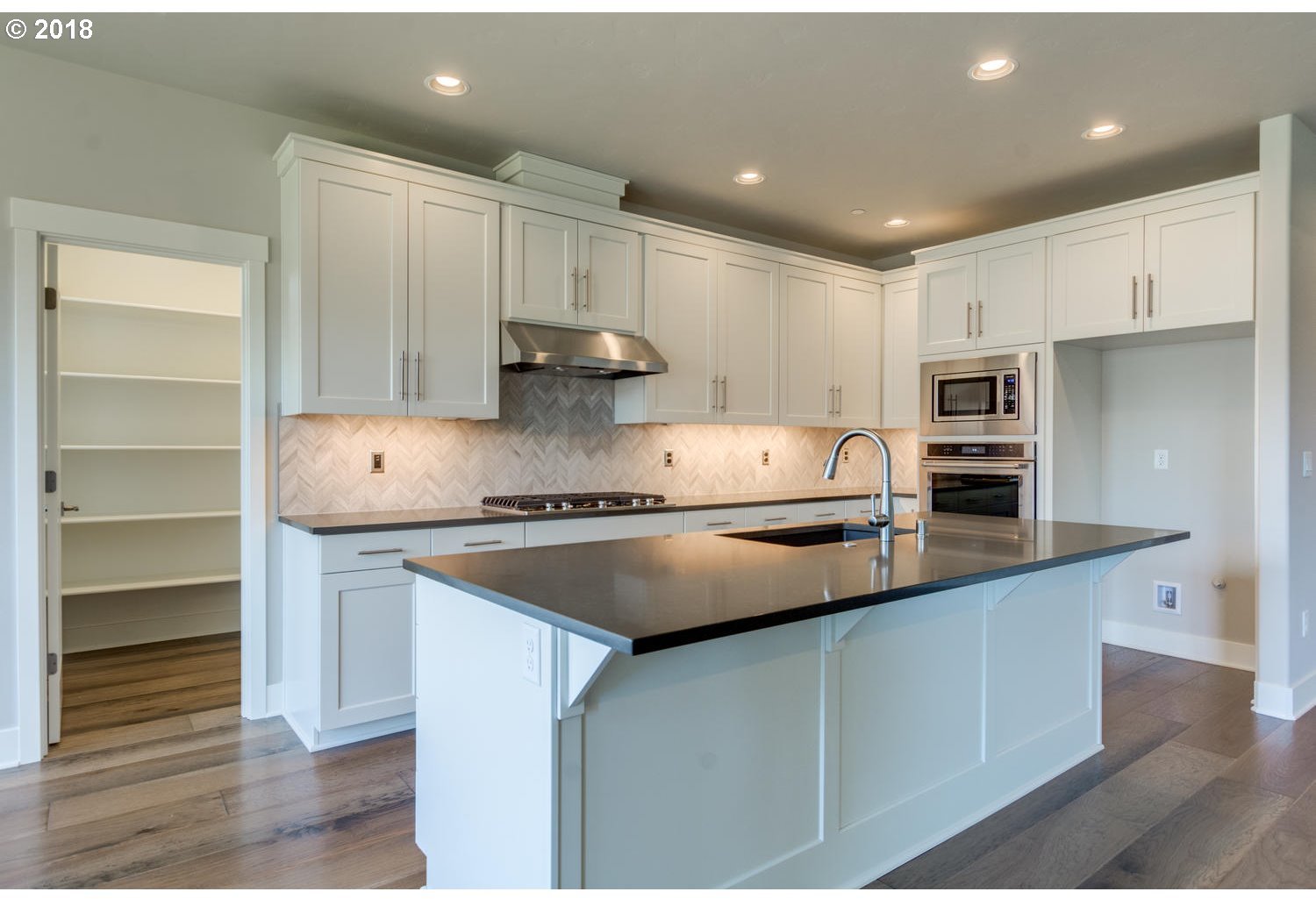 5764 Northwest Hood Loop Camas, WA 98607 - Photo 15 of 29 Gallery Image 15