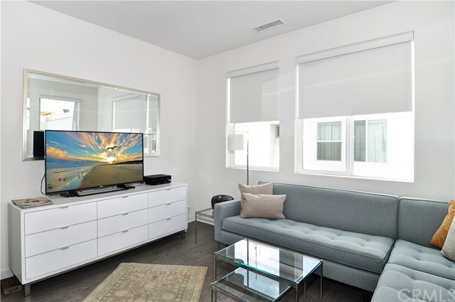 642 Channel Way Costa Mesa, CA 92627 - Photo 22 of 28