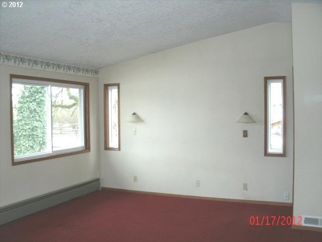 11172 Southwest Spring Hill Road Gaston, OR 97119 - Photo 13 of 16