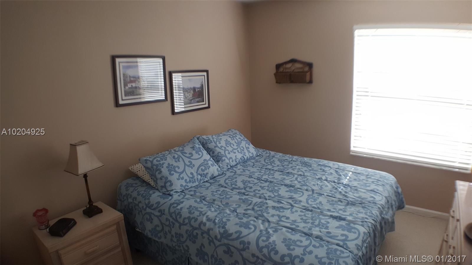 Encantada Pembroke Pines, FL 33029 - Photo 19 of 32