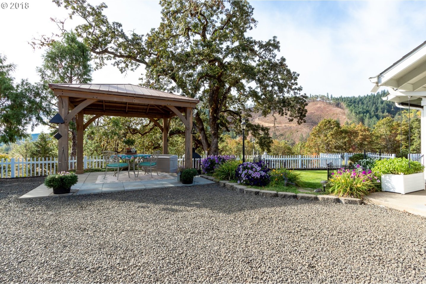1537 Cole Road Oakland, OR 97462 - Photo 17 of 32 Gallery Image 17