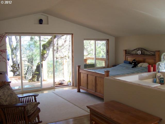 50 Silva Ridge Road Lyle, WA 98635 - Photo 3 of 16 Gallery Image 3