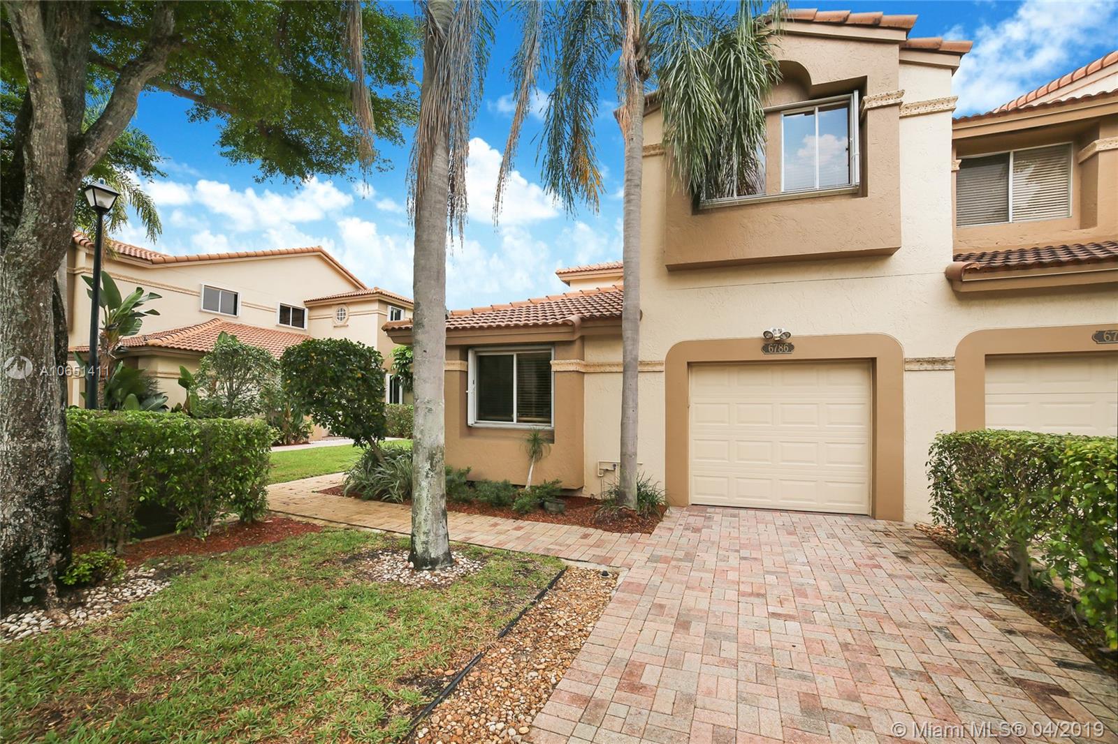 6786 Via Regina Boca Raton, FL 33433 - Photo 1 of 15