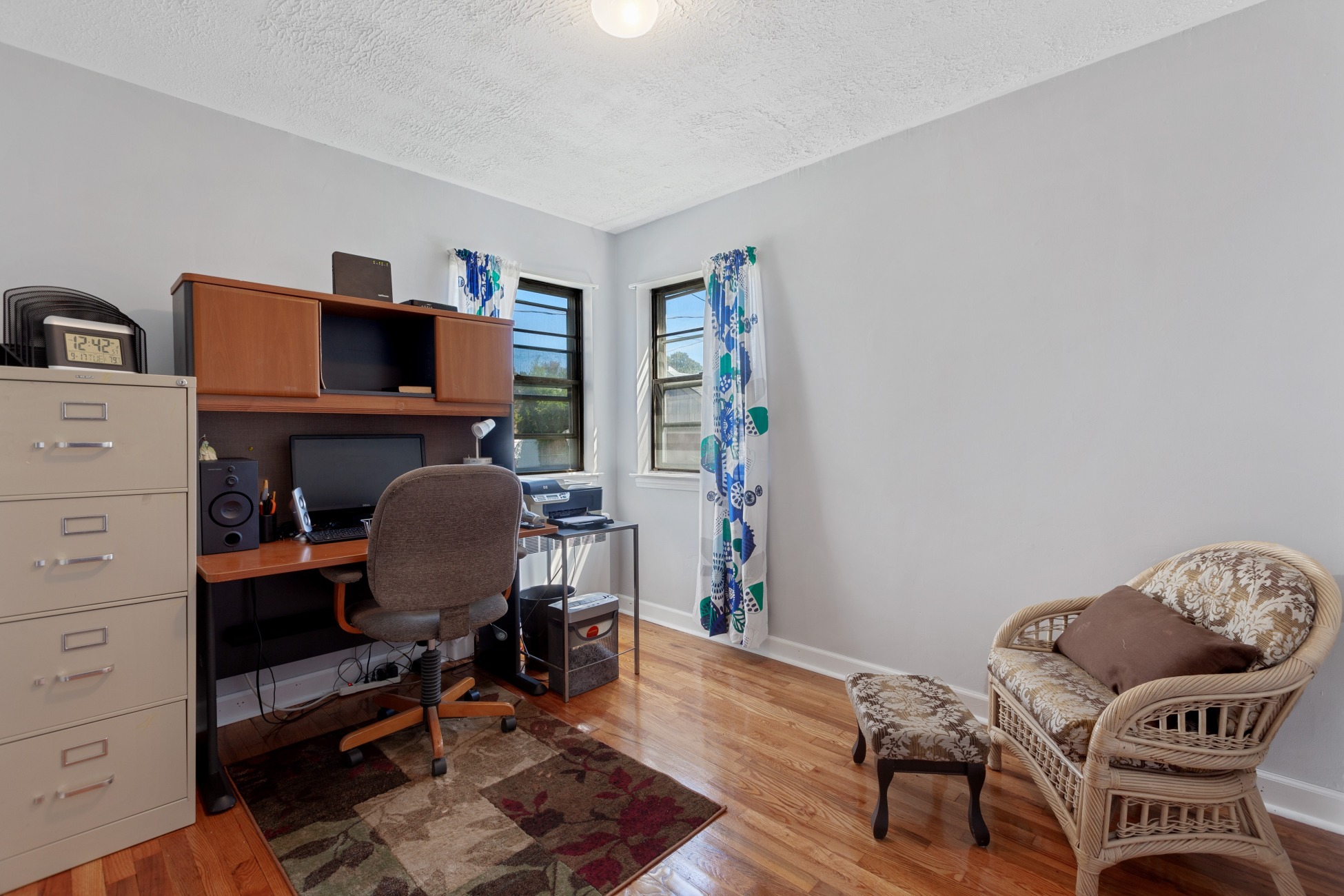 64 Birchwood Drive West Valley Stream, NY 11580 - Photo 6 of 15