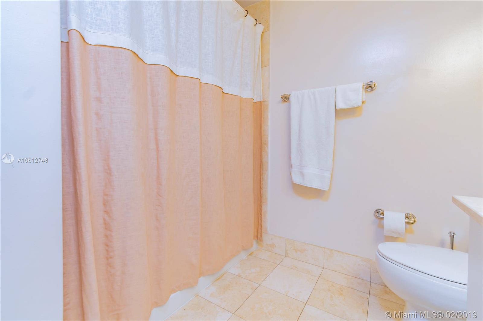 2475 Brickell Avenue, Unit 2003 Miami, FL 33129 - Photo 17 of 33